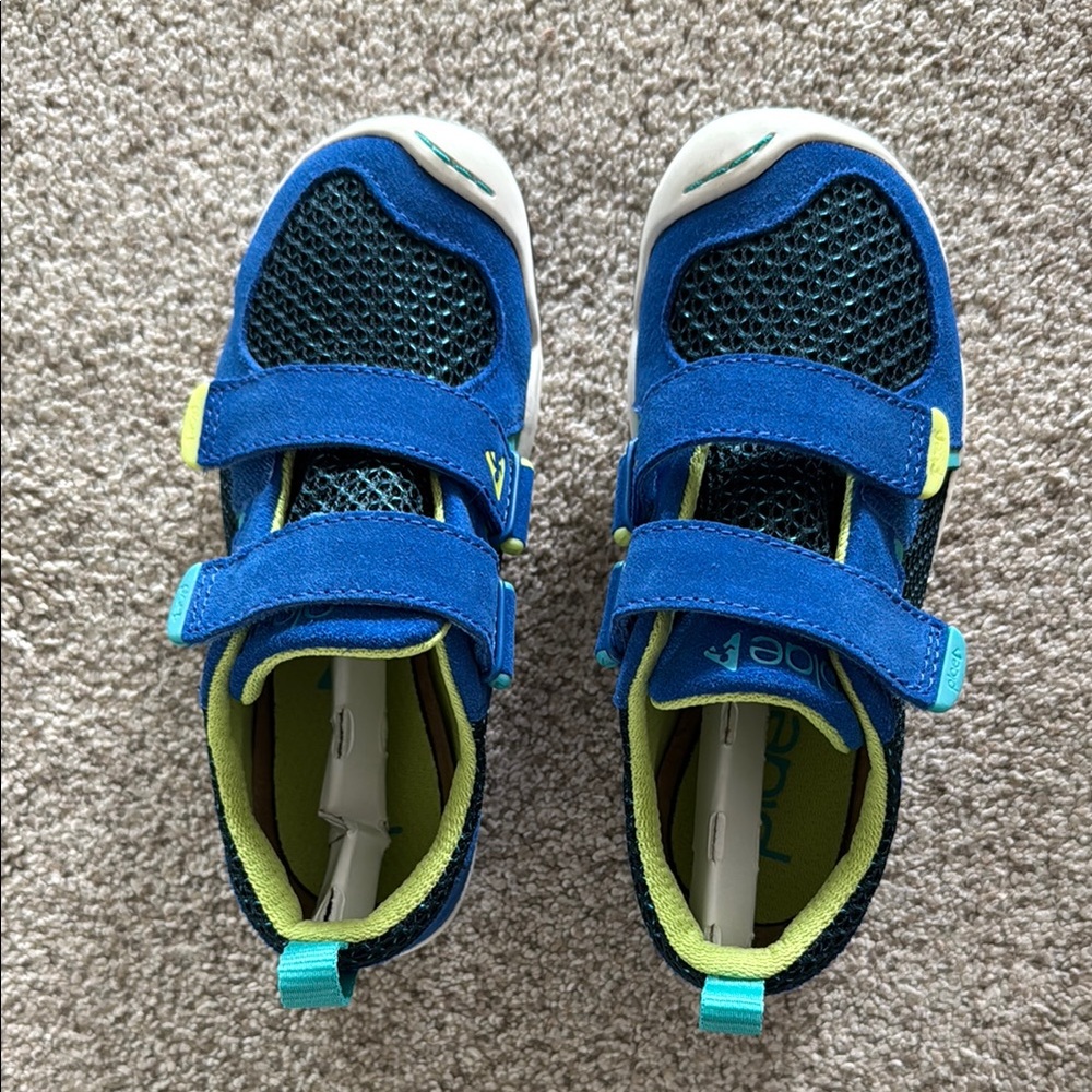 PLAE Blue Sneakers for Active Adventures